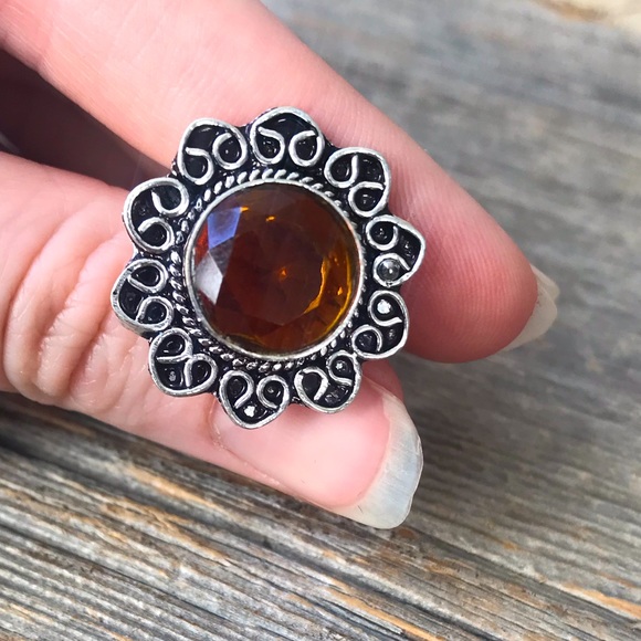 Sterling silver plated golden yellow quartz cocktail ring oval scrollwork boho - Picture 3 of 9